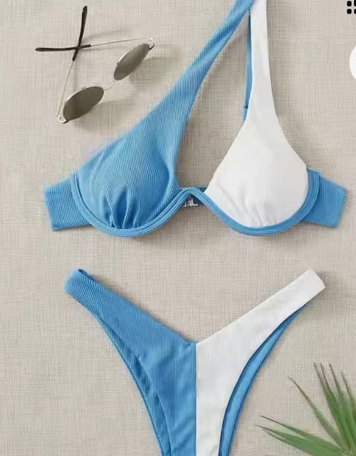 Load image into Gallery viewer, Two pieces Bikini
